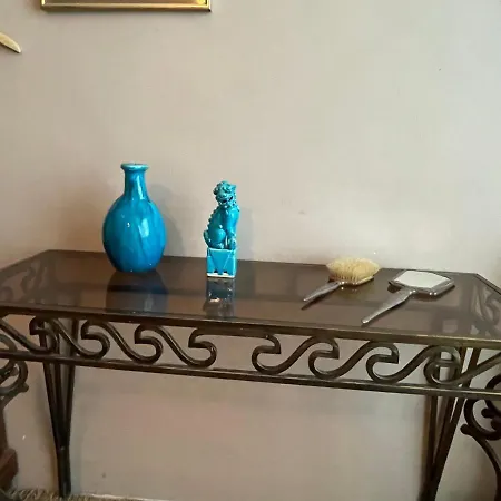 Domaine D'angouire Мустье-Сент-Мари