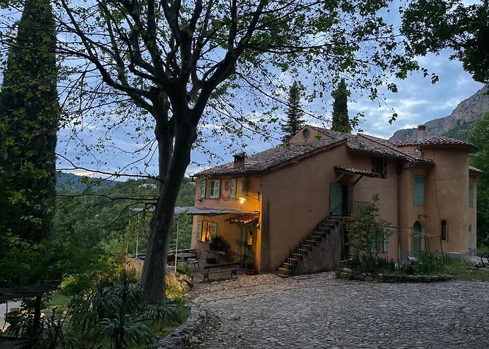 Domaine D'angouire Гостевой дом 3*