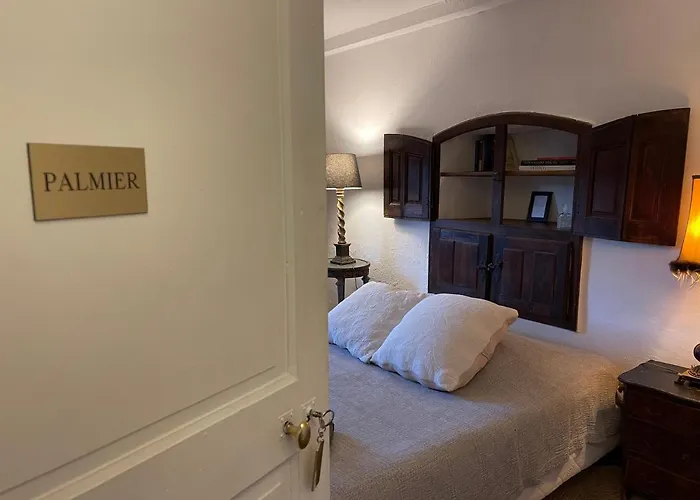 Domaine D'angouire Гостевой дом