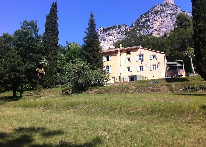 Domaine D'angouire Гостевой дом 3*