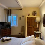 Domaine D'angouire Penzion 3*