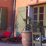Domaine D'angouire Guest house