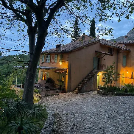 Casa de hóspedes Domaine D'angouire 3*