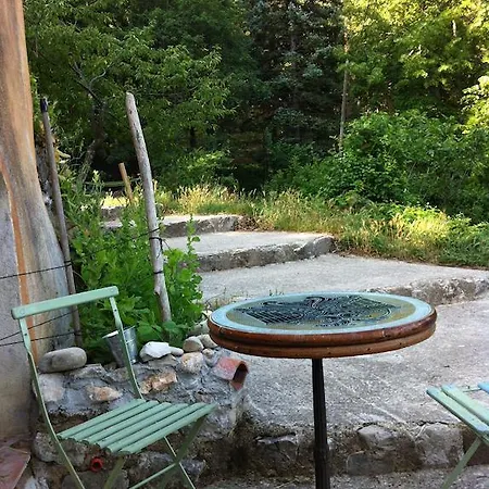 Guest house Domaine D'angouire 3*