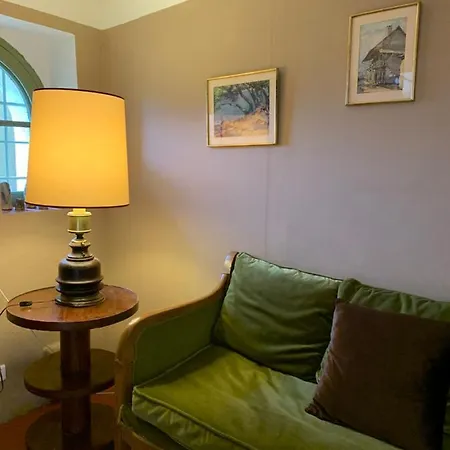 Domaine D'angouire Guest house